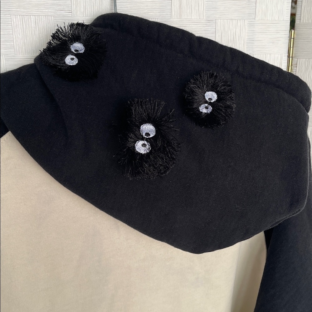 Loewe Studio Ghibli Spirited Away Soot Sprite Dust Bunny Hoodie 🖤 - Picture 12 of 14